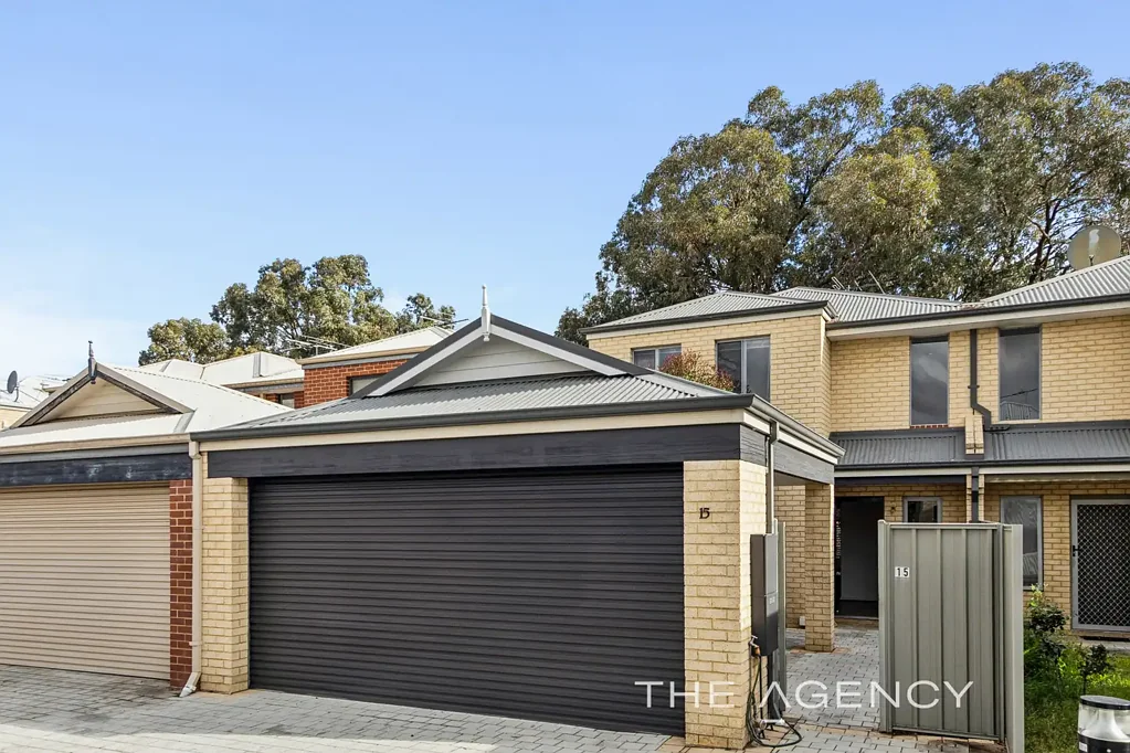 Rivervale 3房  BEAUTIFULLY MAINTAINED | MOVE IN READY | LOW STRATA