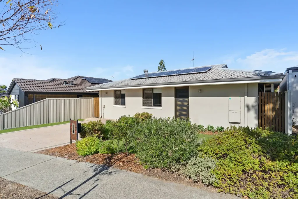15 Ullswater Place, Balga, WA 6061