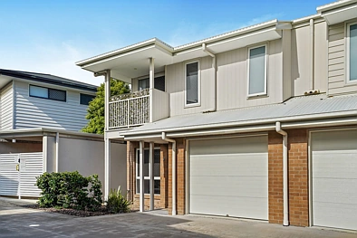Mango Hill 3Habitaciones Modern Townhouse Living in a Peaceful Parkside Setting