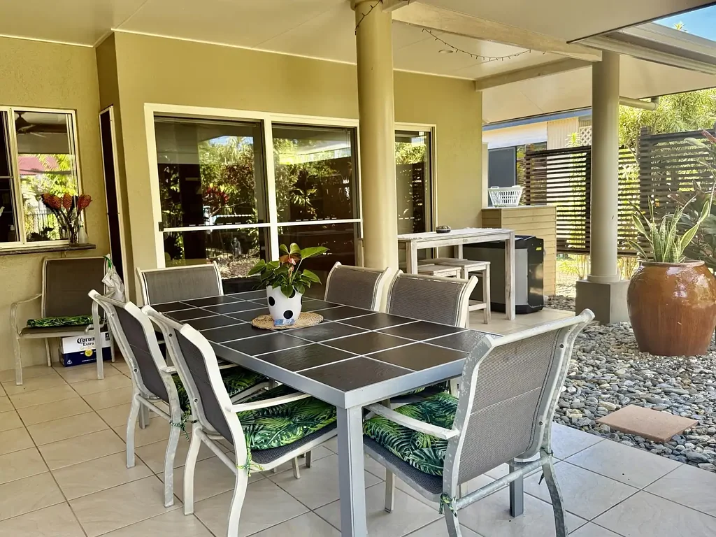 Executive Home – Wongaling Beach SHORT TERM ONLY