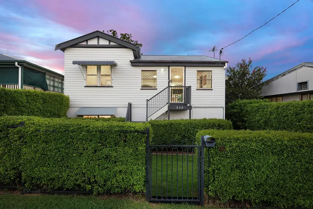220 Denham Street, The Range, QLD 4700