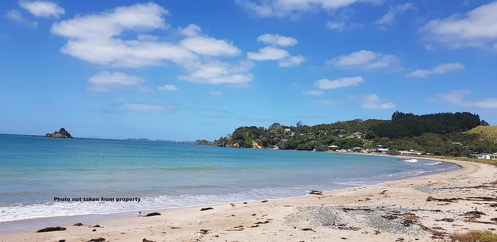 Oakura Coast Oakura section - price drop