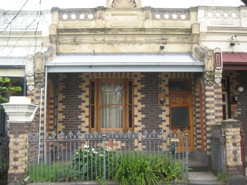 Grand 3 Bedroom Victorian Terrace In Cafe District