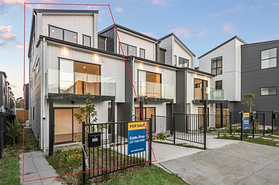 38A Westgate Drive, Westgate, Waitakere City, 5 Bedrooms, 3 Bathrooms, Townhouse