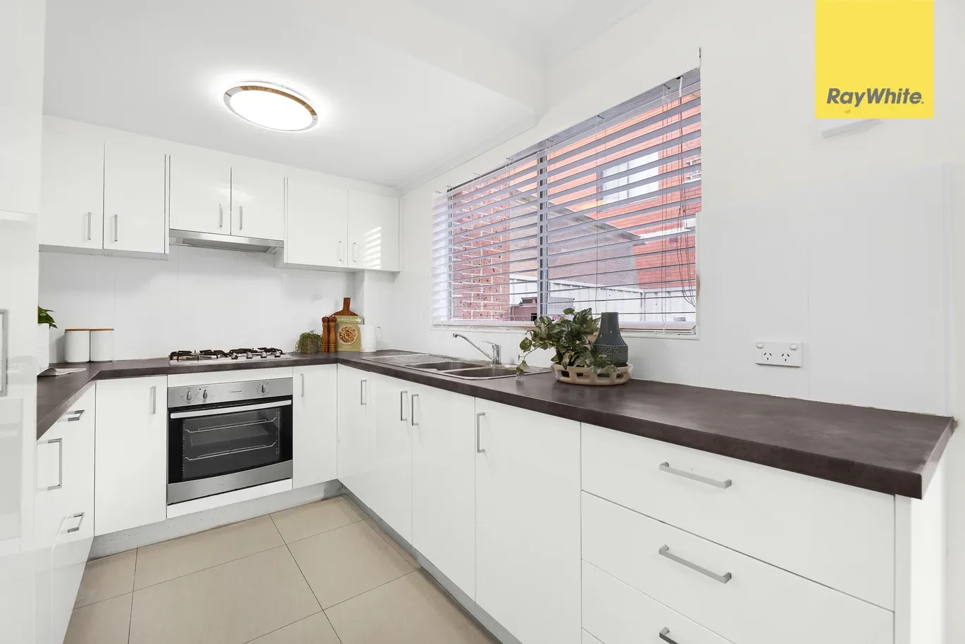 15 WIGRAM ST, HARRIS PARK NSW 2150, 0部屋, 0バスルーム, Townhouse