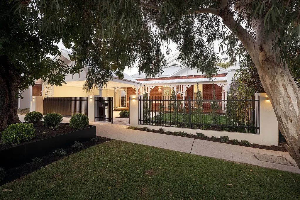 Subiaco 4 Bedroom THE BEST OF THE BEST | Lumen by La Bri