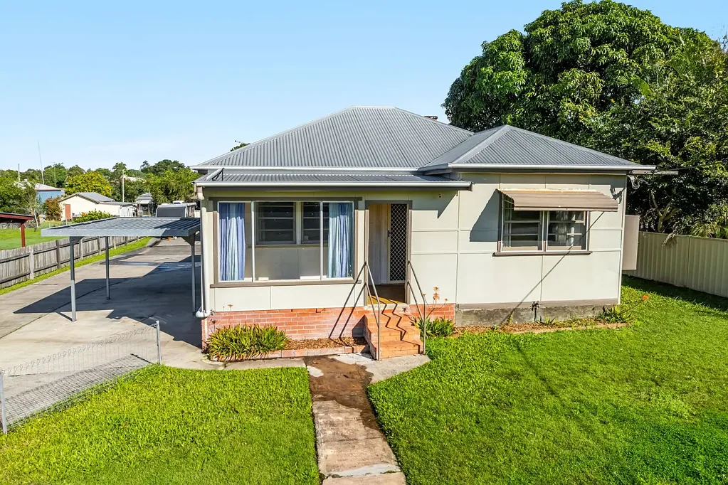 Casino 3 Bedroom Opportunity awaits