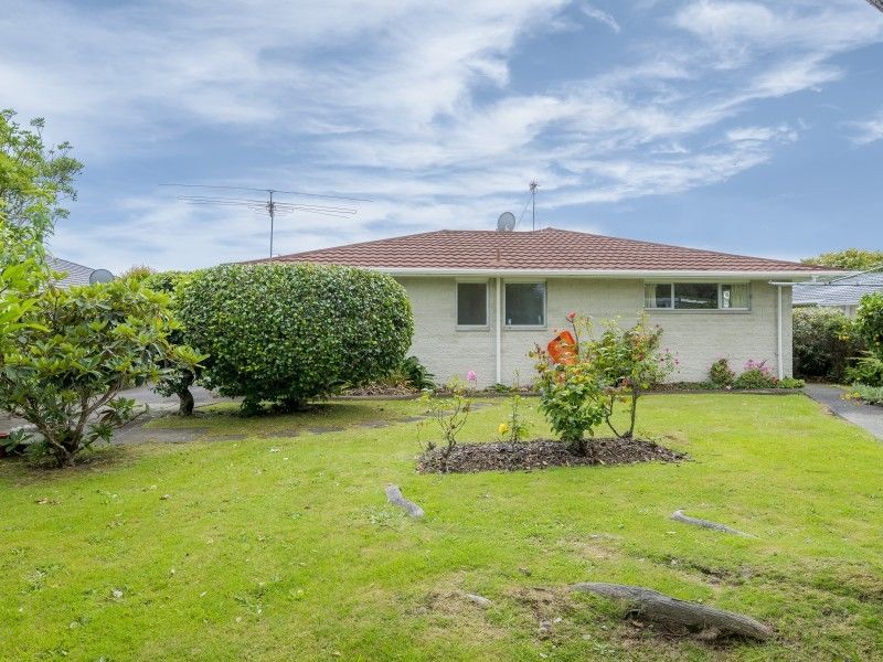 18a Rewarewa Crescent, Waikanae