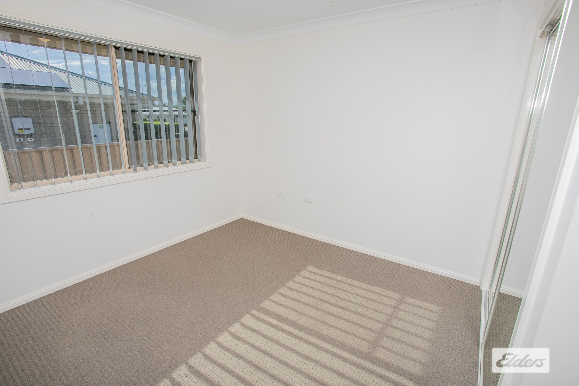 8 SHERIDAN ST, CHINCHILLA QLD 4413, 0 habitaciones, 0 baños, House