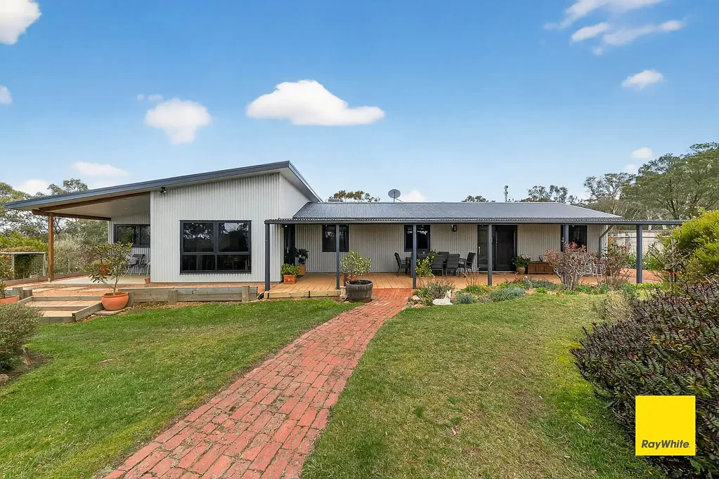 109 Backrun Road, Bungendore, NSW 2621