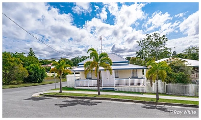 बाहरी क्षेत्र - 224 Denham Street, The Range, QLD 4700