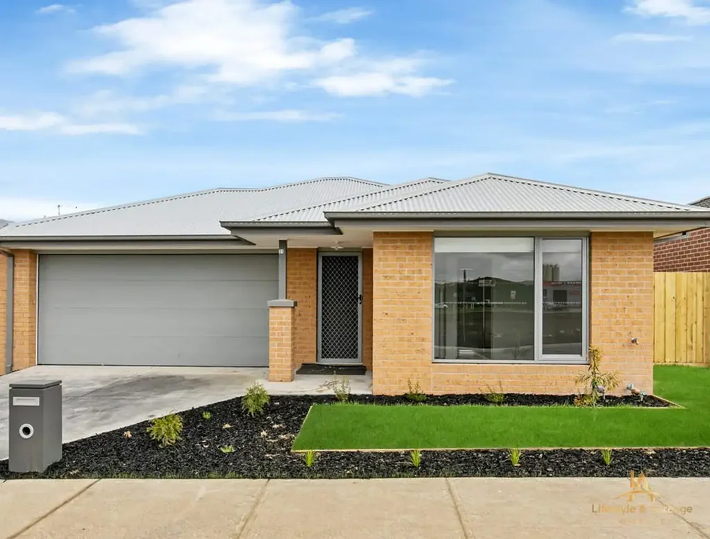 Pakenham 4غرفة نوم "Contemporary Family Living in a Prime Pakenham Location"
