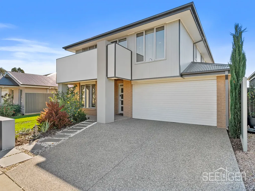 Yarrawonga 6ห้องนอน Rare Double Story With Amazing Golf Course Views