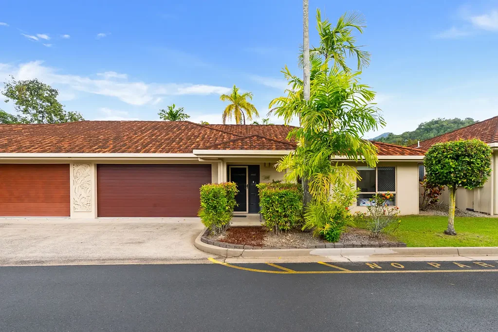 Smithfield 3房  Resort-Style Living with Dual Living Potential