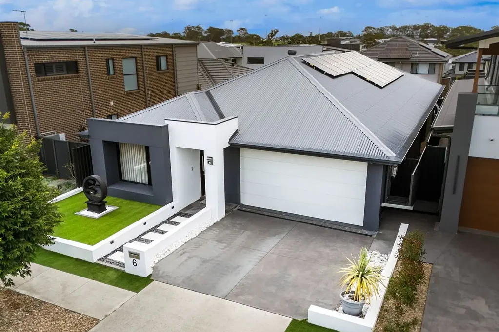 6 Lachlan Valley Way, North Kellyville, NSW 2155