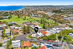 15 Nesca Parade, The Hill