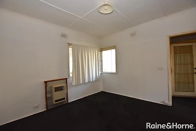 8 Brunswick Street, Orange, NSW 2800, 2 slaapkamers, 1 badkamers, House