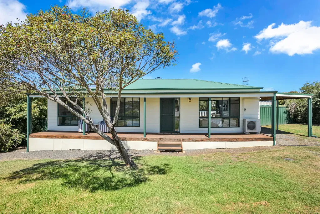 Beachside Living with Comfort and Convenience