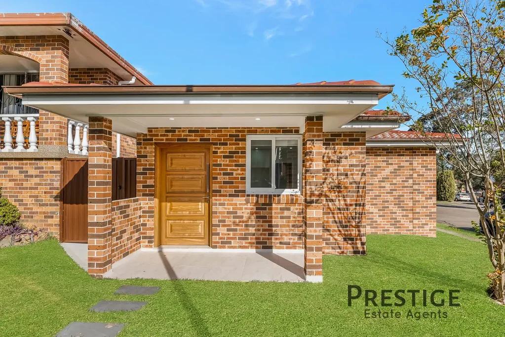 Brand New Street Facing Granny Flat!