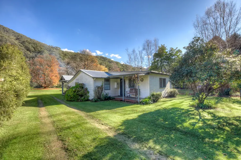 Harrietville 2Kwarto Riverside Haven in the Heart of Harrietville