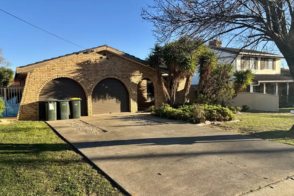 14 Myndee Avenue