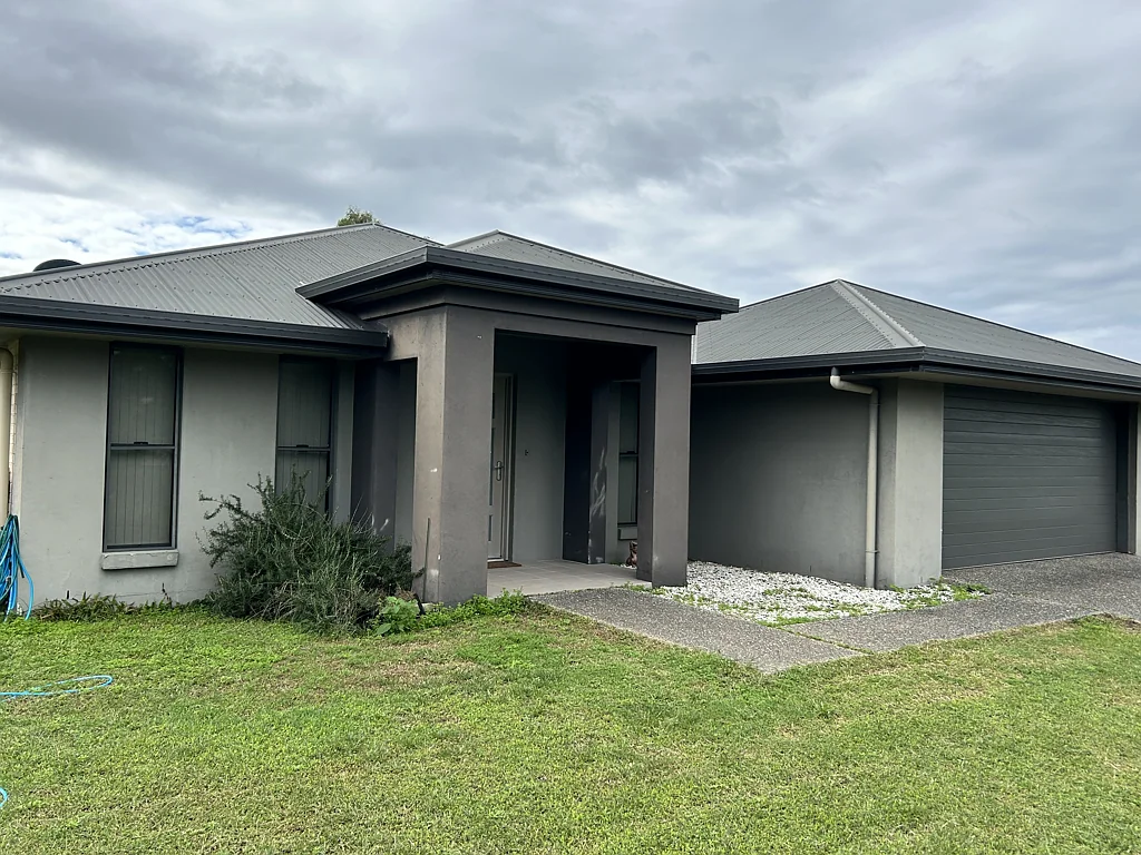 4 Bayliss Court, Taroomball, QLD 4703