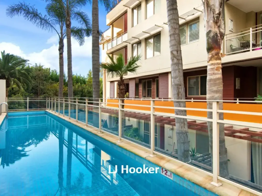 Boutique Complex with Swimming Pool - Corner Apartment 154m2