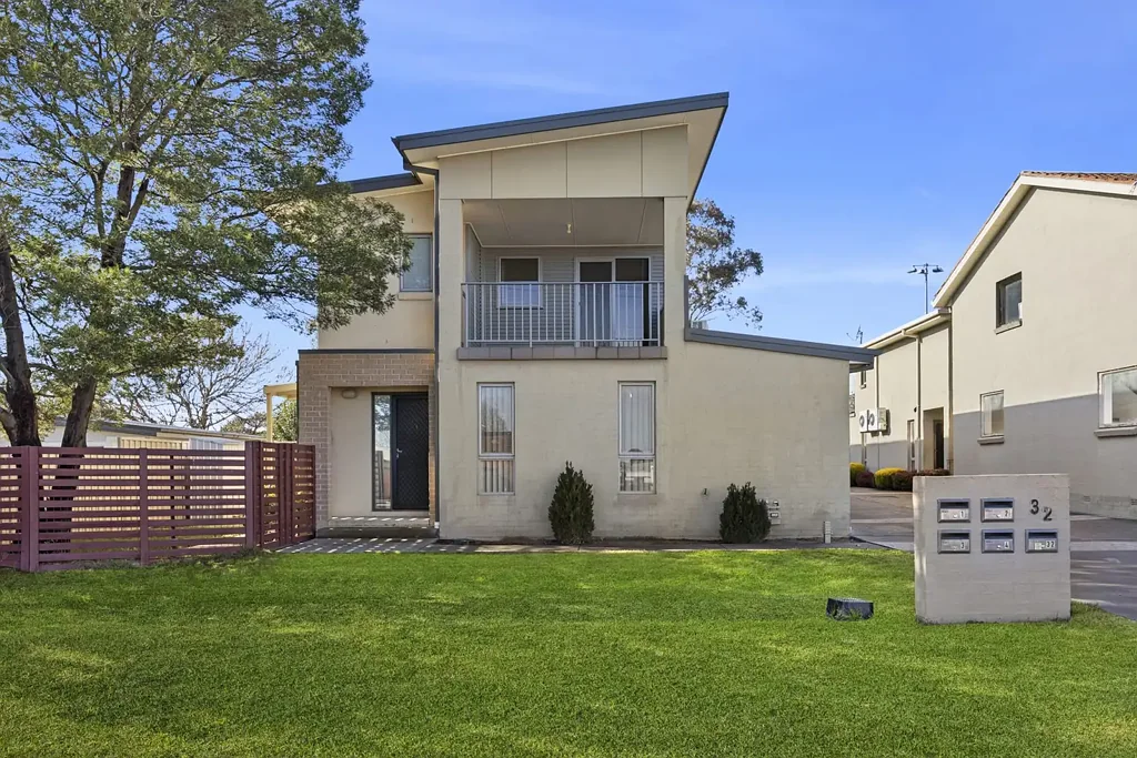 Crestwood 2房  Easy Living Starts Here - Contemporary Comfort in a Peaceful Setting