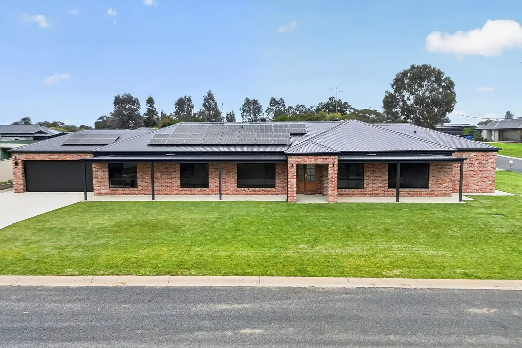 Mathoura 4房  Lux Living with Country Lifestyle
