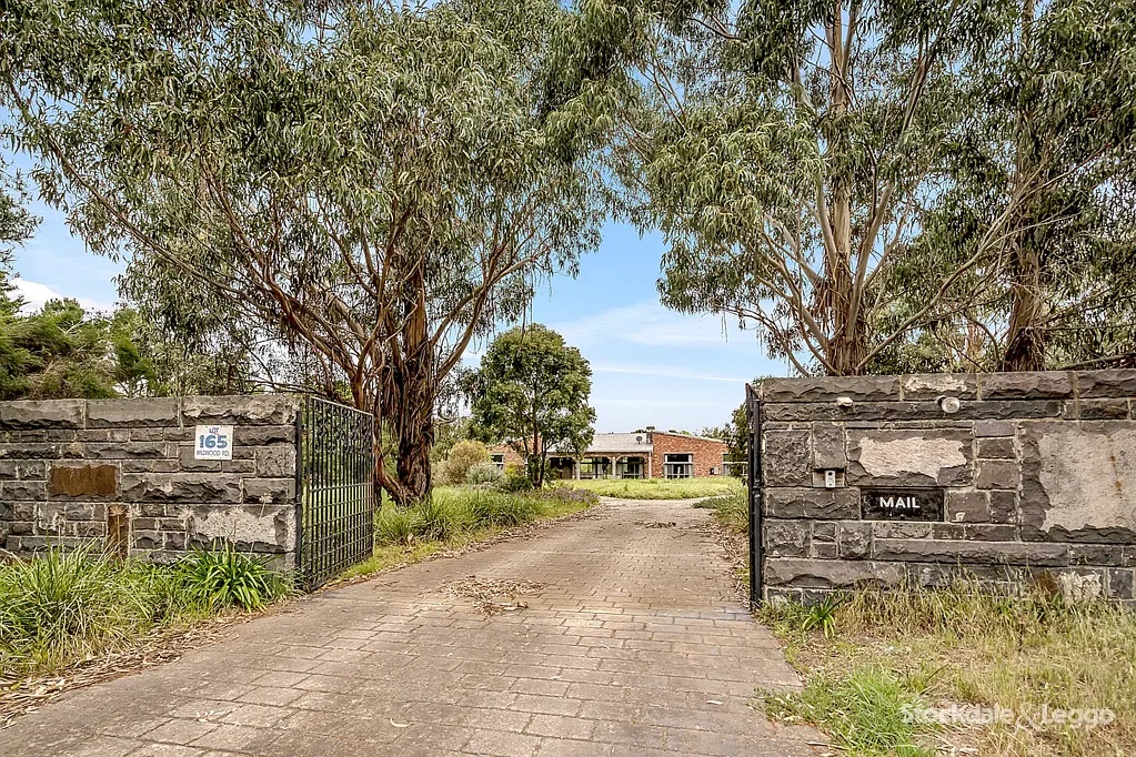 Dream Homestead Awaits with a Farm Lease Agreement!