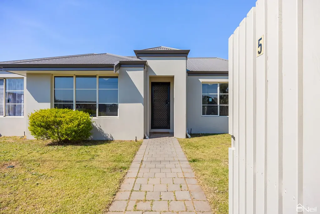 Armadale 3ਬੈੱਡਰੂਮ VALUE PACKED VILLA