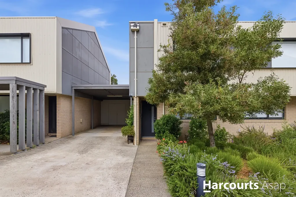 20 Boutique Lane, Cranbourne West, VIC 3977