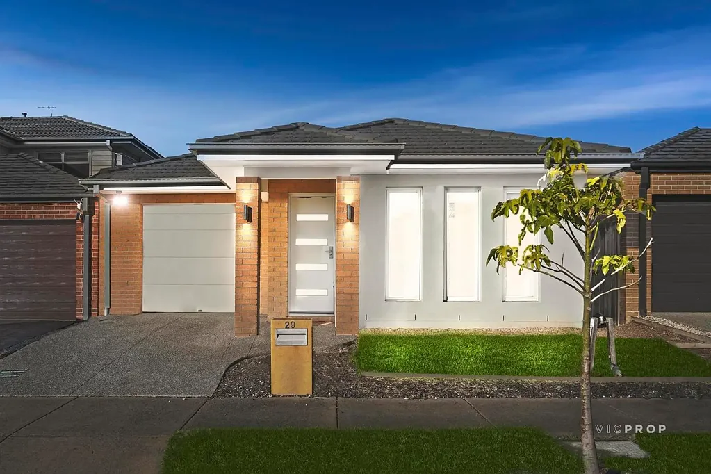 29 Harlem Circuit, Point Cook, VIC 3030