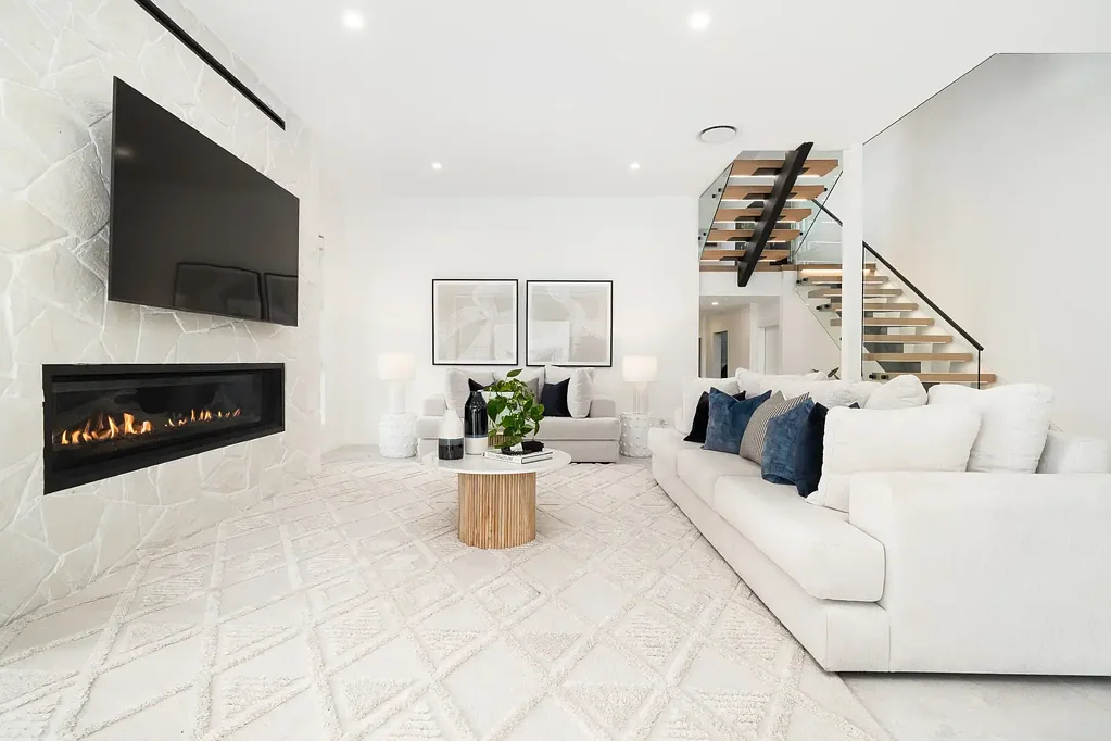 Epping 5침실 Opulent near new design in exclusive Epping pocket