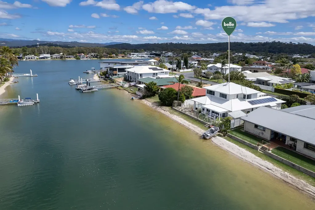 Palm Beach 5ਬੈੱਡਰੂਮ Waterfront Elegance in an Exclusive Location