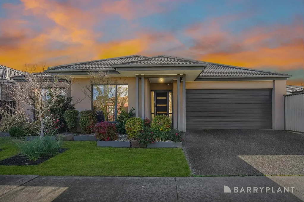 4 Camdolle Close, Pakenham, VIC 3810