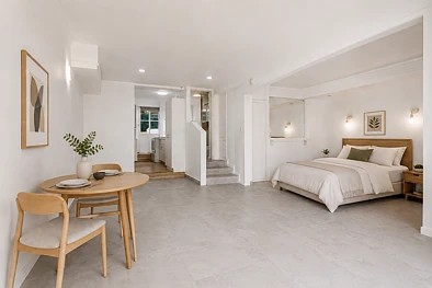 Victoria Avenue Apartment