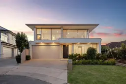 7 Shirley Crescent, West Beach