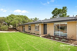 28 Oakleaf Circle, Mirrabooka
