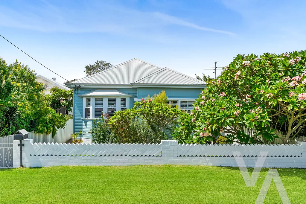 38 Roxburgh Street, Stockton, NSW 2295