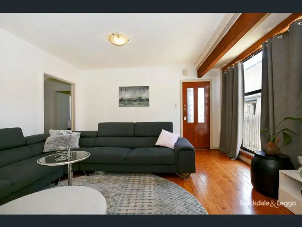 3 bedroom 3 bathroom House in Reservoir.