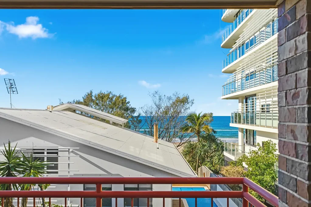 Palm Beach 3Moenga End Position. Elevated Outlook - Exceptional Address