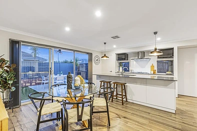 11 Laddon Road, Clarkson, WA 6030, 4 slaapkamers, 3 badkamers, House
