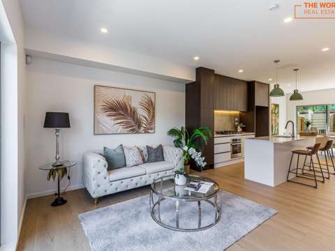 Massey 3房  High-Spec 3-Bed Townhouse -Garage & Extra Parking!