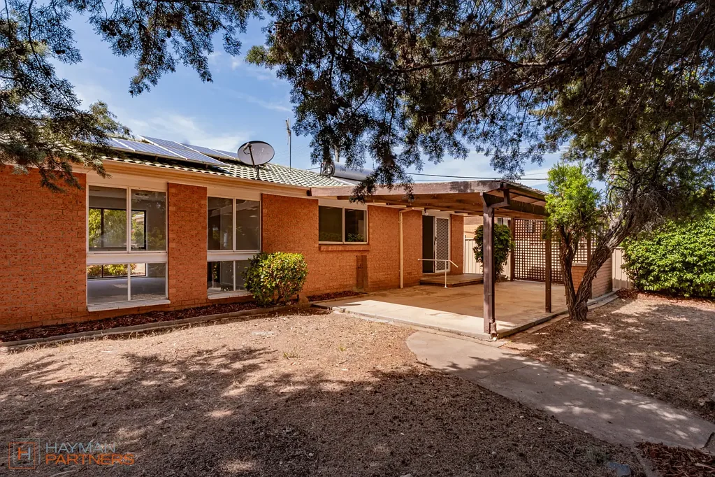 11 Derry Street, Monash, ACT 2904