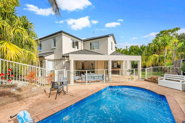 5 Oakway Drive, Albany, Albany, North Shore City