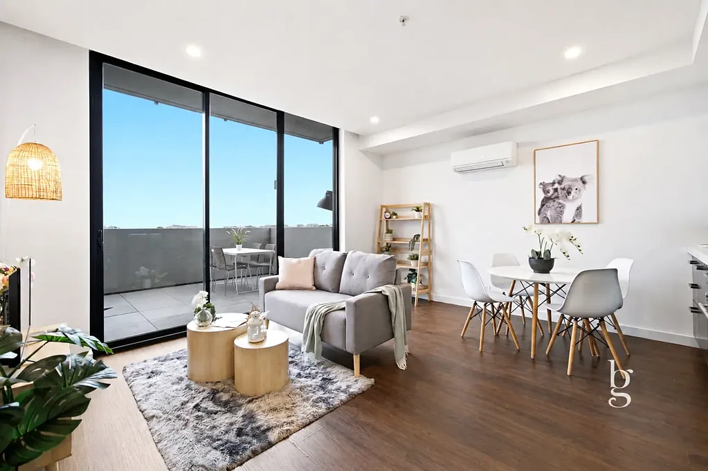 Brunswick East 2房 位于 Brunswick East 的中心地带 – 空置宽敞、光线充足的住宅，随时可入住！ In The Heart of Brunswick East – Vacant and spacious light-filled home ready for moving in!