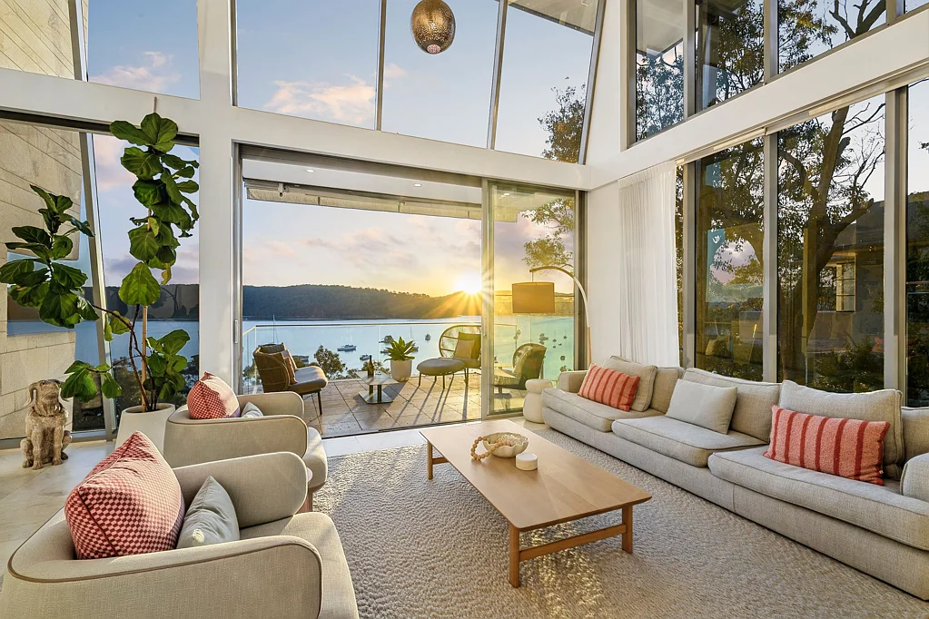 Palm Beach 4房 'Sundowner at Palm Beach' - 壮丽的 Pittwater 景观、私密性与建筑的优雅 'Sundowner at Palm Beach' - Panoramic Pittwater Views, Privacy and Architectural Elegance