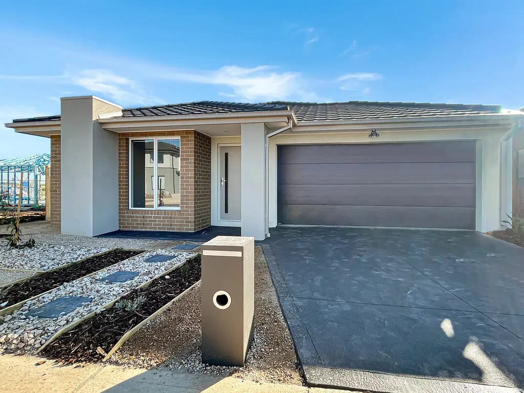 Modern Living Awaits in This Brand New Werribee Home