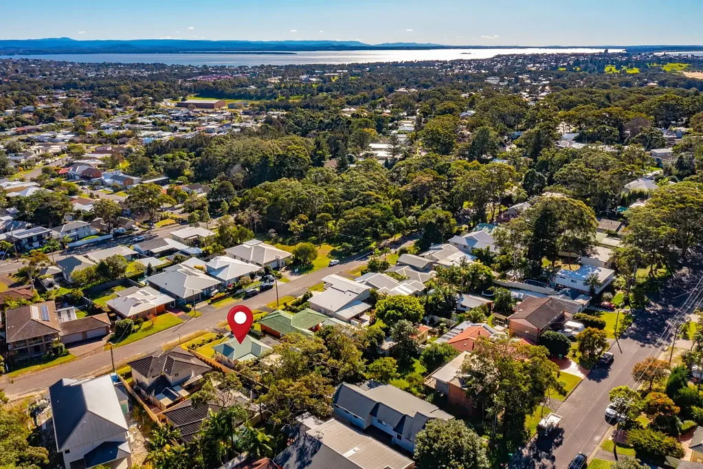 19 Wandella Avenue, Bateau Bay, NSW 2261